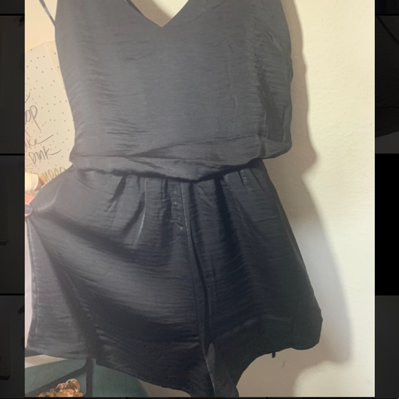 Black romper with open back size small - Picture 7 of 15